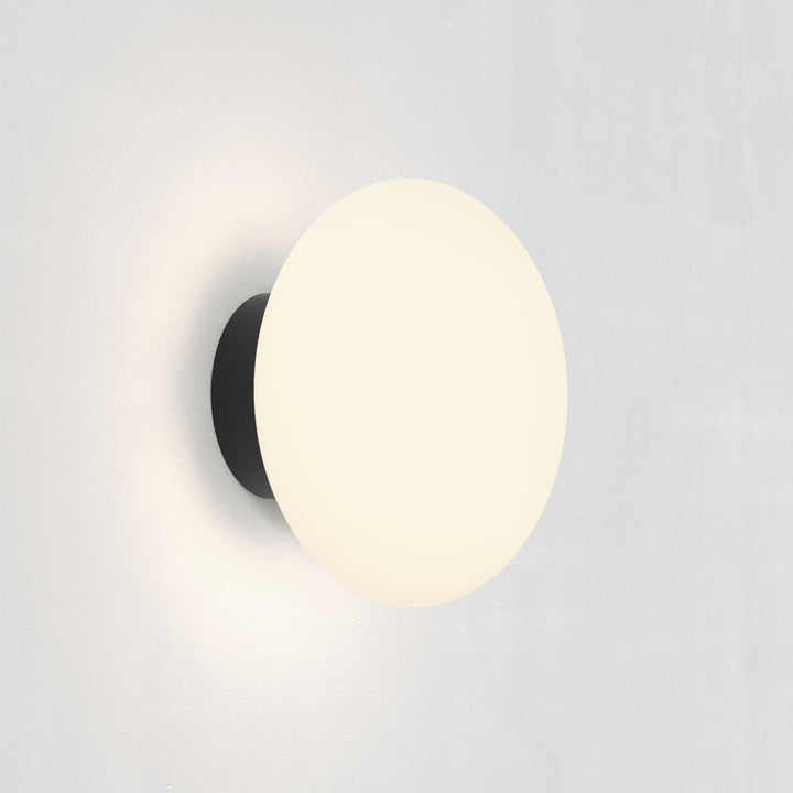 Zeppo Wall Light