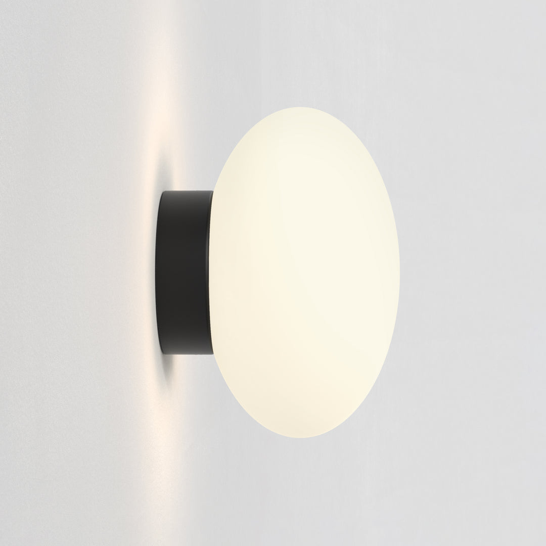 Zeppo Wall Light
