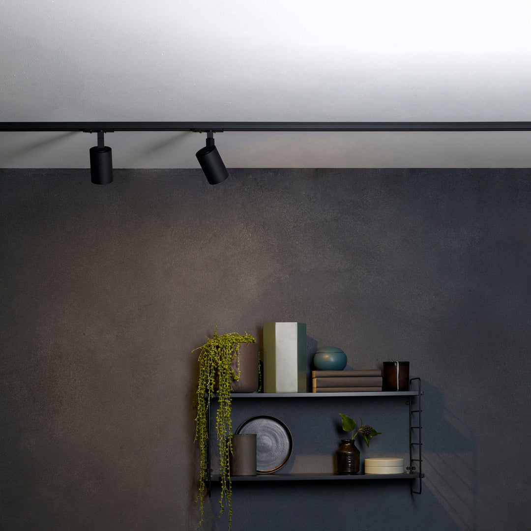 Ascoli Track Textured Black