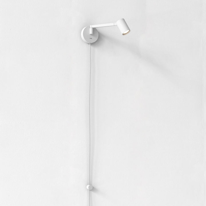 Ascoli Swing Plug In