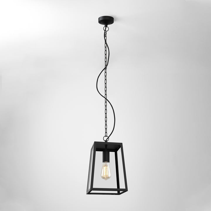 Calvi Pendant 305