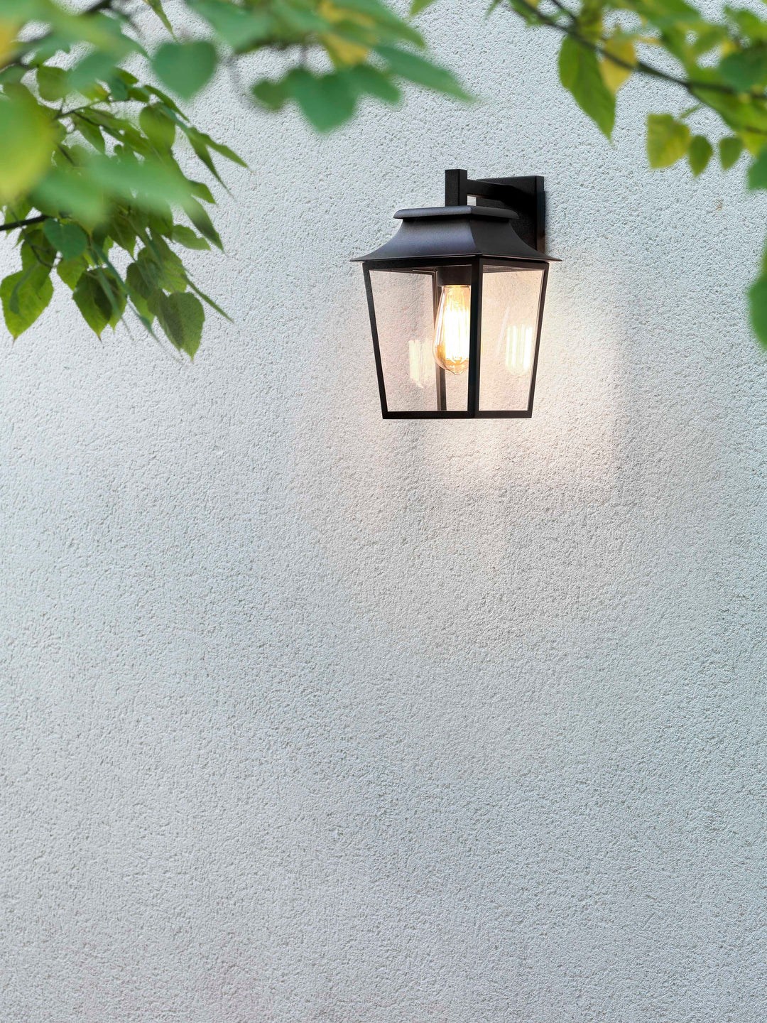Richmond Wall Lantern 200