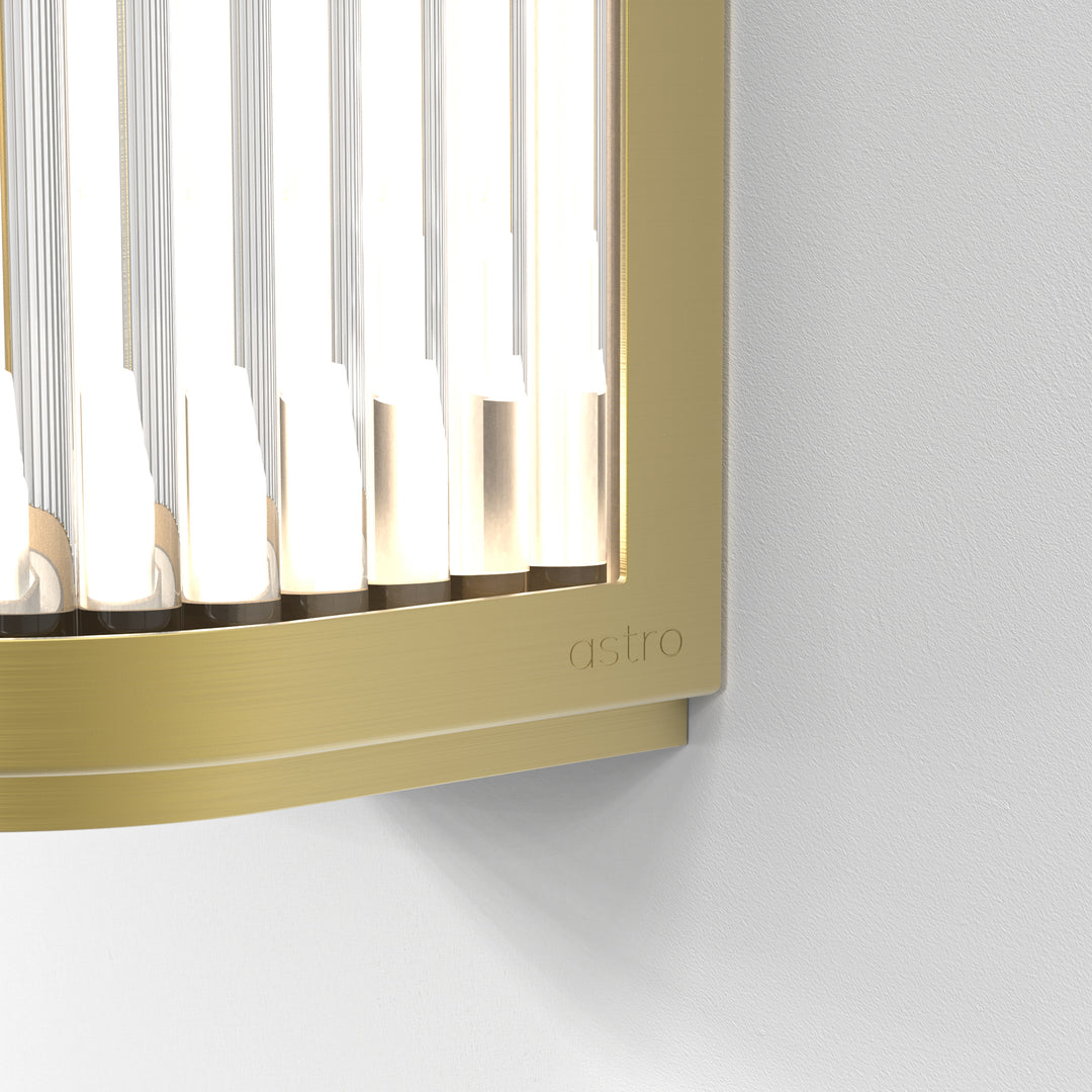 Versailles 370 Matt Gold