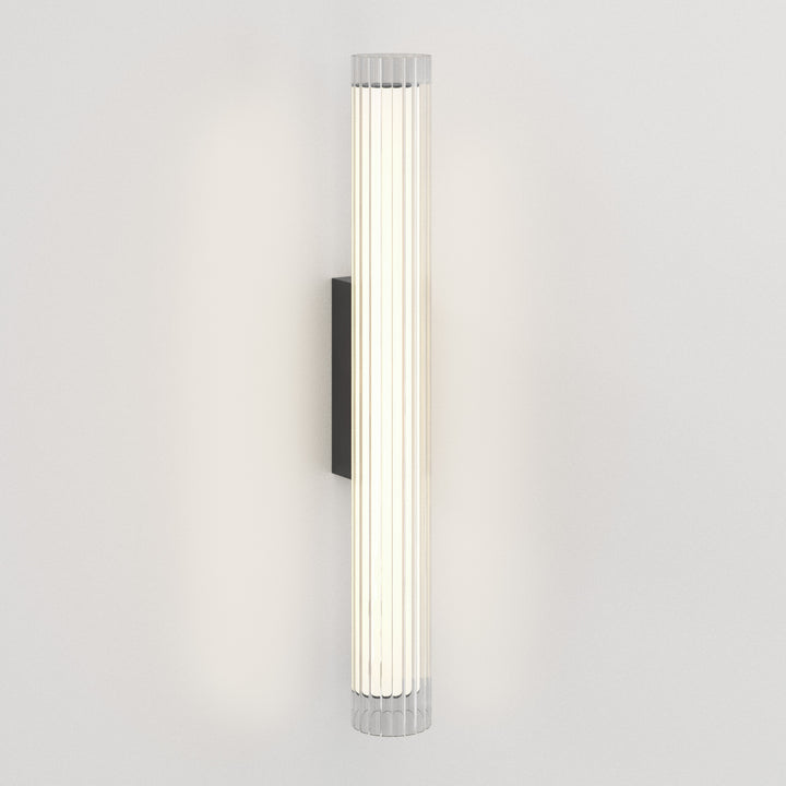 io 665 Matt Black