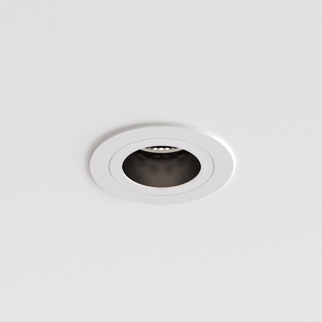 Pinhole Slimline Round Fixed Fire-Rated Ip65