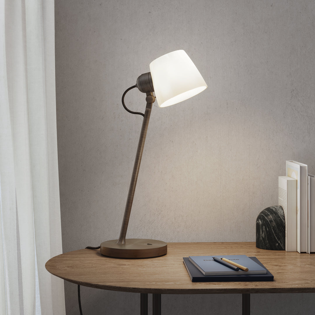 Imari Desk Bronze