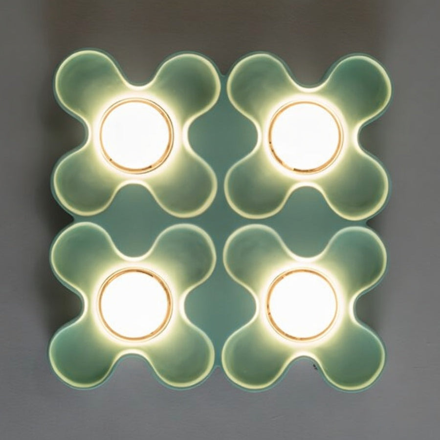Clover Surface