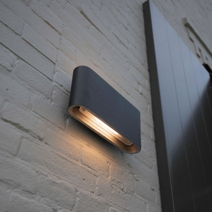 Solo Wall Exterior