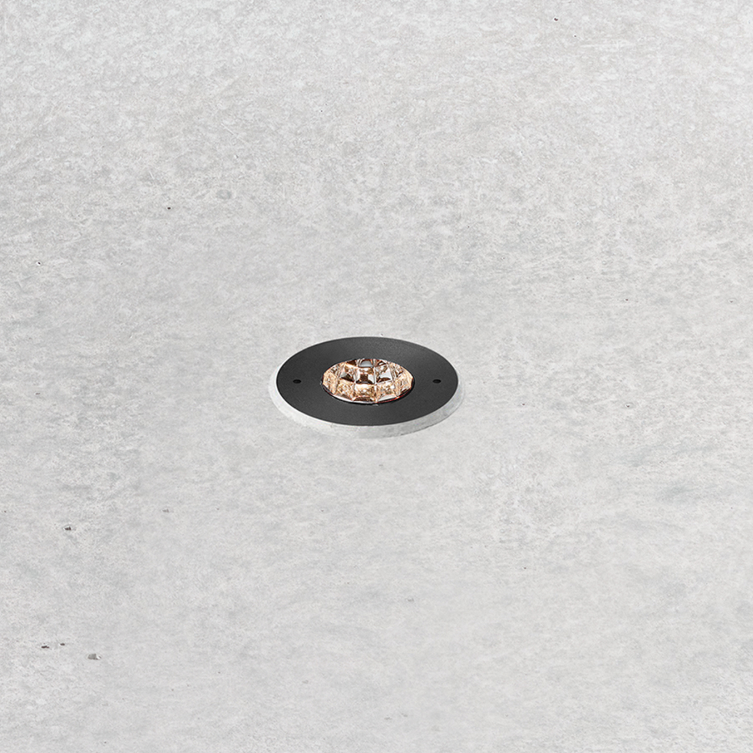 Dot 28