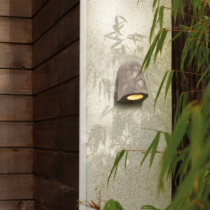 Mast Light Coastal