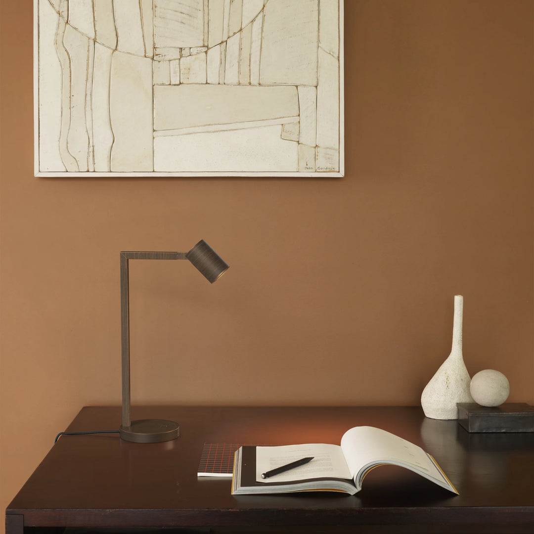 Ascoli Desk