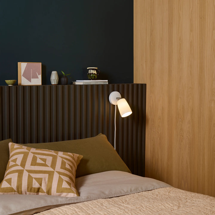 Carlton Wall Plug-In