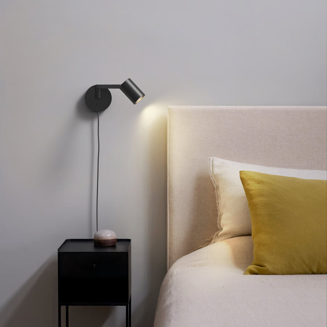 Ascoli Swing Plug In