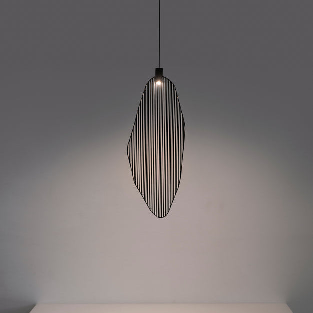Harpe Pendant Light