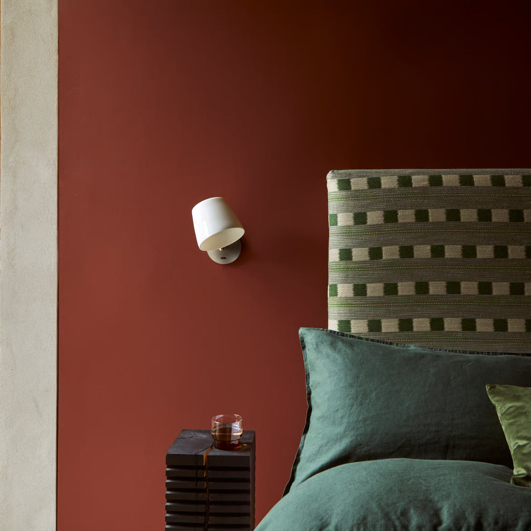 Imari Adjustable Wall