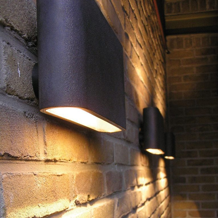 Solo Wall Exterior