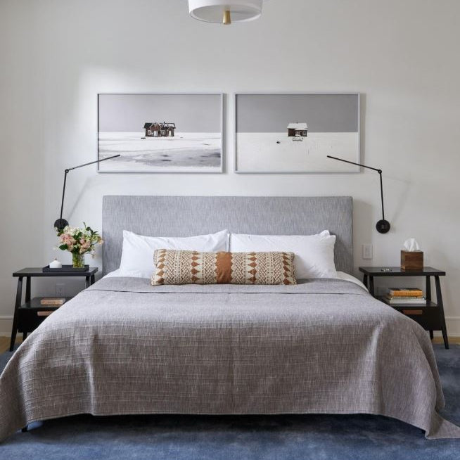 THIN Task Lamp with Wall Mount