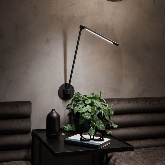 THIN Task Lamp with Wall Mount