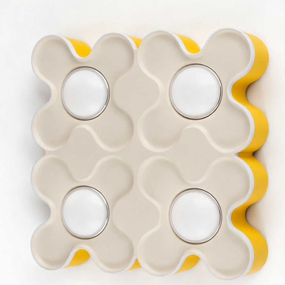 Clover Surface